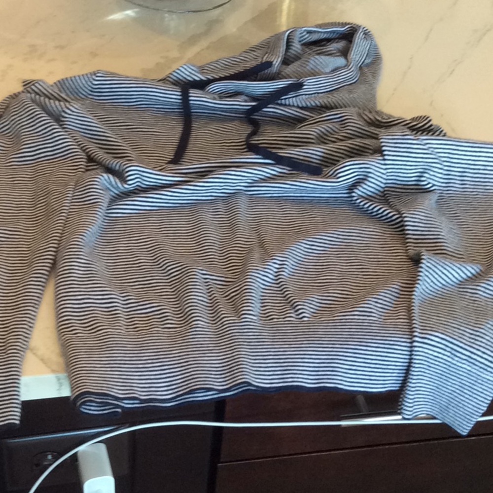Express Men’s sweater - Picture 3 of 4